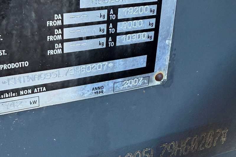 OmecoHub - Immagine KOMATSU WA380-6